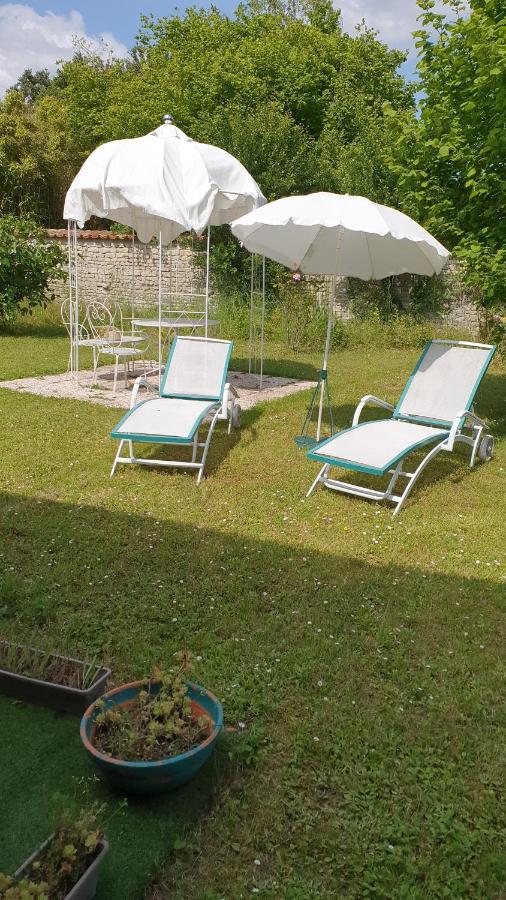 Ferienwohnung Chez Martine Hanc Exterior foto